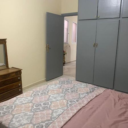 Appartement Boulevard Mohammed Derfoufi Uchda  Exterior foto
