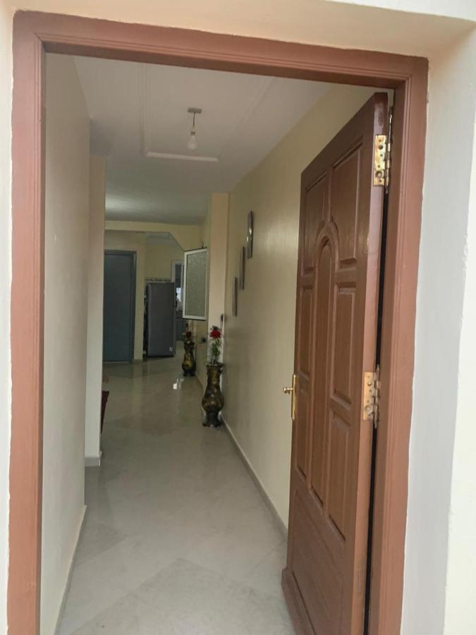 Appartement Boulevard Mohammed Derfoufi Uchda  Exterior foto